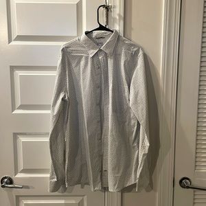 IZOD Saltwater Collection - Relaxed Classics Button Down